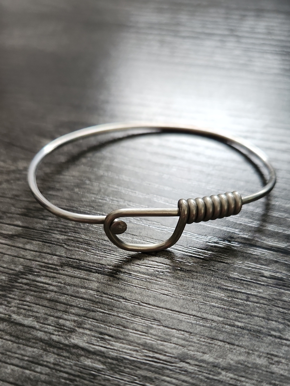 Minimalist Silver-Tone Coil Hook Bangle Bracelet - Women's Jewelry